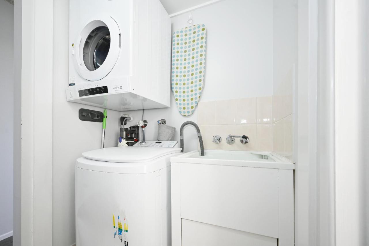 Apartment Spacious 3 Bedroom Delight - Shops & Beaches Zg1