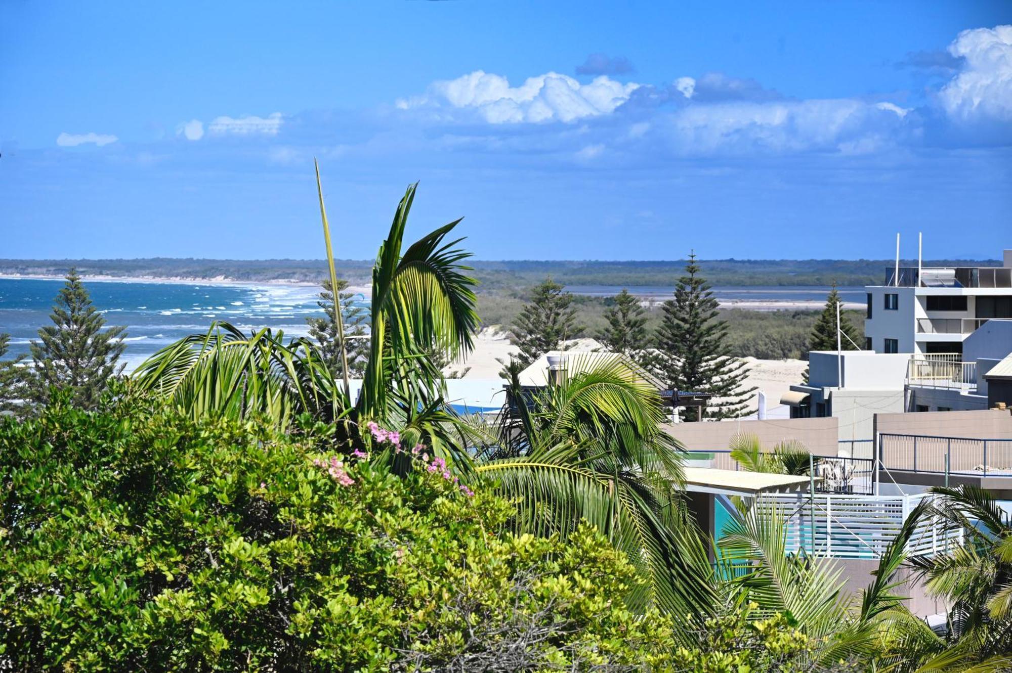 Spacious 3 Bedroom Delight - Shops & Beaches Zg1 Apartment